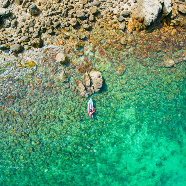 🏝️【西貢半月灣｜香港隱藏版玻璃海！果凍色海水靚到唔捨得走】