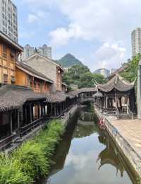 六盤水3日2夜涼都暴走 | 烏蒙草原+地心索道+夜郎秘境