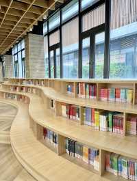 發現一間寶藏圖書館，就喺中和