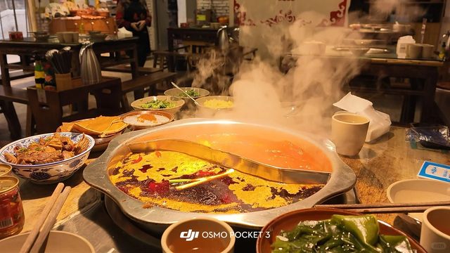Chongqing: A Perfect Journey of Stunning Hotels, a Magical City, and Culinary Delights! Chongqing: A Perfect Journey of Stunning Hotels, a Magical City, and Culinary Delights!