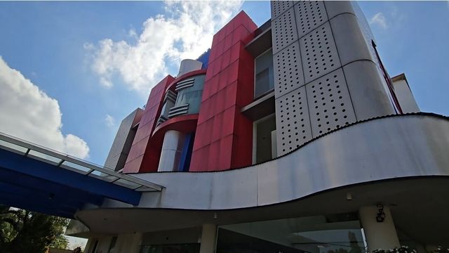 Top Budget Hotel Near Juanda Airport