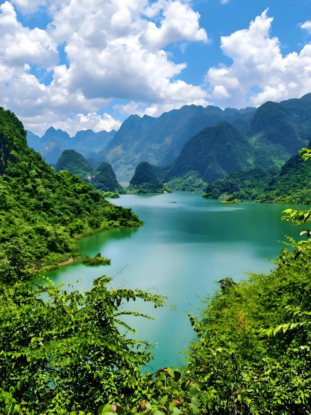 探秘百色浩坤湖 | 藏在山裡的仙境！小眾打卡神地