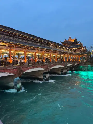 Dujiangyan One-Day Lazy Tour Guide