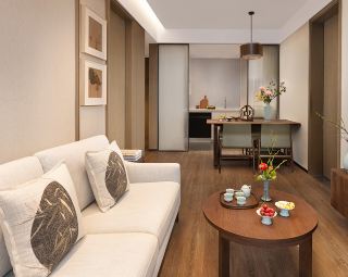 Unlocking Elegance · A Door to Past and Present