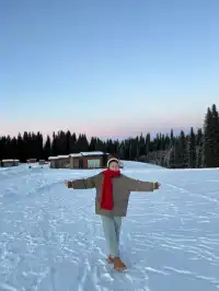 伊犁的雪是裹著蘋果香的浪漫-7天6晚攻略