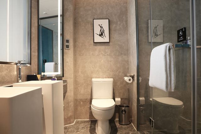 有朋自遠方來 朋友來找我西安玩 帶她住的是西安經開voco酒店 第一次接觸voco酒店 