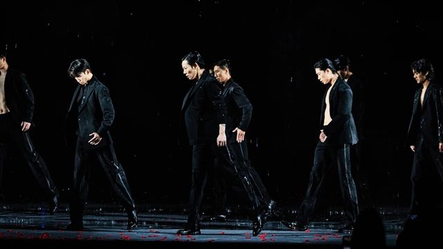 現代舞秀《無名之輩》,販賣愛的男荷爾蒙盛宴 現代舞秀《無名之輩》,販賣愛的男荷爾蒙盛宴