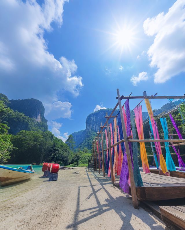 仙境德夯·別樣湘西 | 解鎖中國最高瀑布,邂逅雲端苗寨與大橋奇觀 仙境德夯·別樣湘西 | 解鎖中國最高瀑布,邂逅雲端苗寨與大橋奇觀