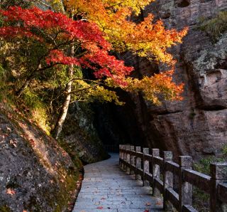 Avoid the crowds! Hidden experiences at Guanzhai Mountain, breathtakingly beautiful!