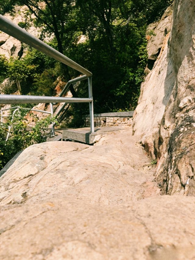 嵩山遊玩全指南:一天看遍武林聖地和五嶽中峰 嵩山遊玩全指南:一天看遍武林聖地和五嶽中峰