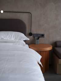 入住告莊旁邊的原始森林懸崖上，欣賞浪漫星空 誰說告莊只有喧鬧夜市？ 轉個彎，1.5公里外 我們找到了