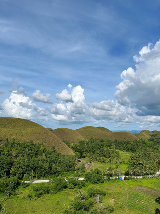 A 9-day summer trip to the Philippines is too good to miss
