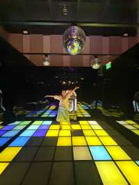 A Fun Photo Haven at Dopamine Land
