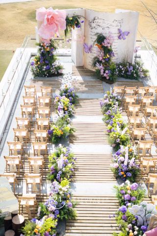 Lakeside terrace wedding | the ultimate summer romance