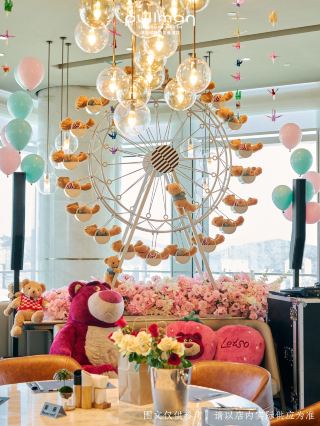浪漫有期🥂心意有序
與TA💗邂逅寵愛與心動


📍星璞全日餐廳
💛位上臻獻|金湯黑米花膠蟹肉羹
💜情侶限定|玫瑰荔枝覆盆子主題蛋糕


坐擁46樓城景🌆舉杯共賞落日黃昏
這個七夕,共赴一場儀式感盛宴🥂


#深圳行程