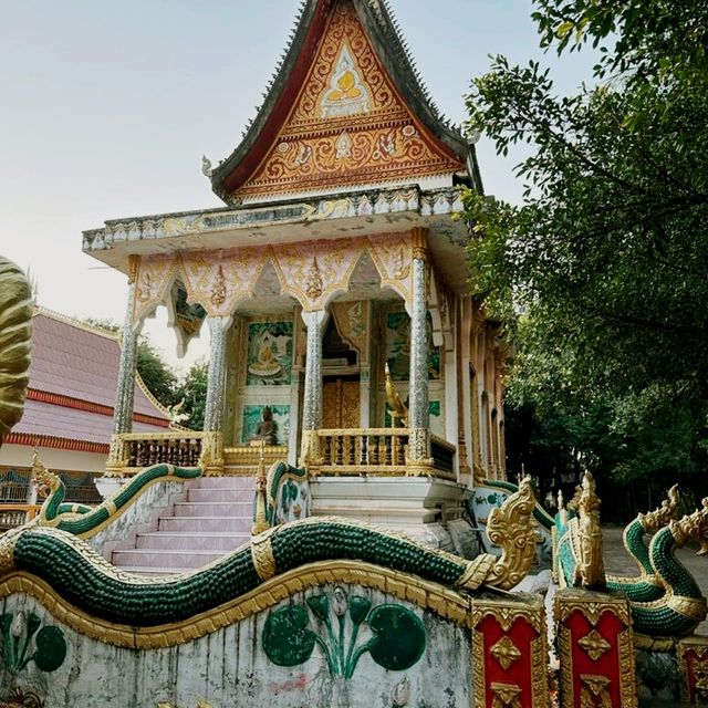 Wat phonethong sawath