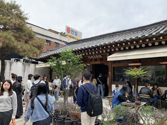 韓国　韓国カフェ　出会いは偶然！Cafe Onion (カフェ・オニオン)