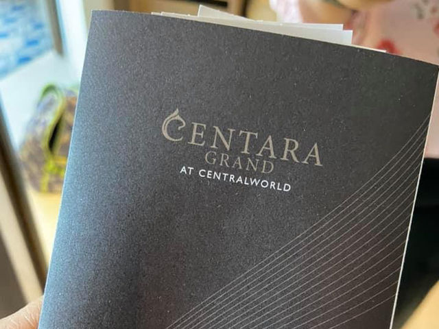 Centara Grand at CentralWorld กิน นอน ช้อป ครบจบ