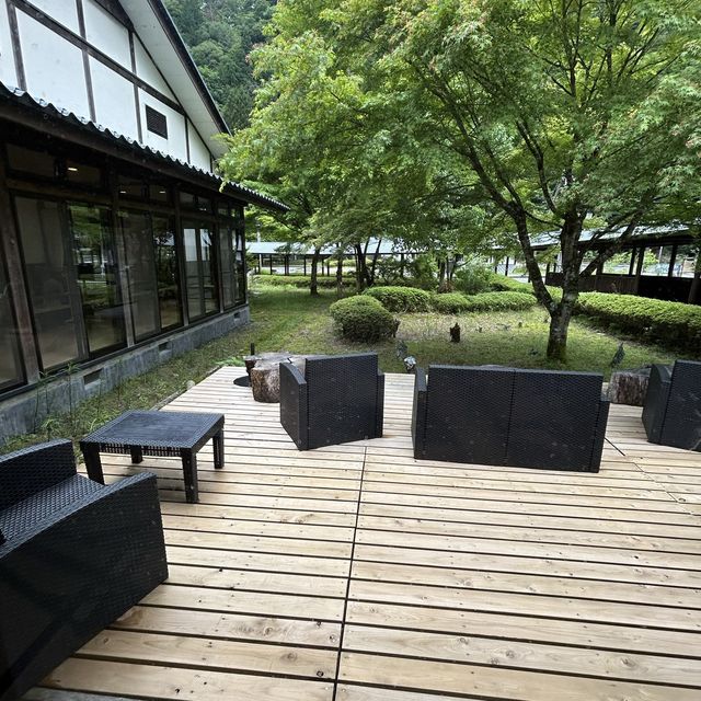 ハンモックに揺られ、静岡の山々を眺めながらの露天風呂