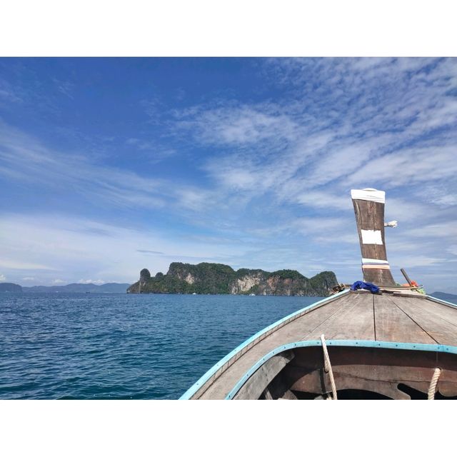 ทัวร์ หมู่เกาะห้อง จ.กระบี่