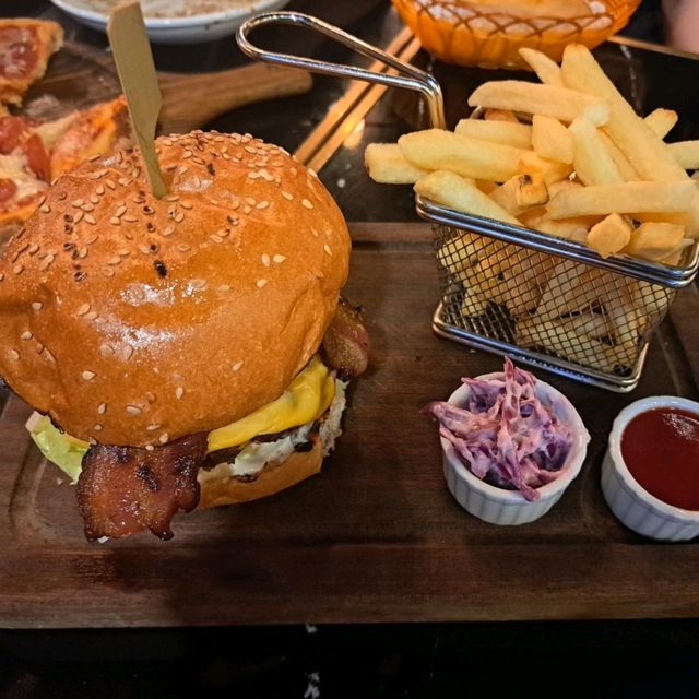 豪華靚裝修💞高質美味西式晚餐🍴🍕🍔🥩