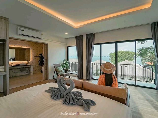 Rocco Villa เกาะล้าน