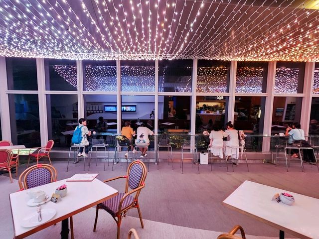 香港天際100 | Café 100 by The Ritz-Carlton
