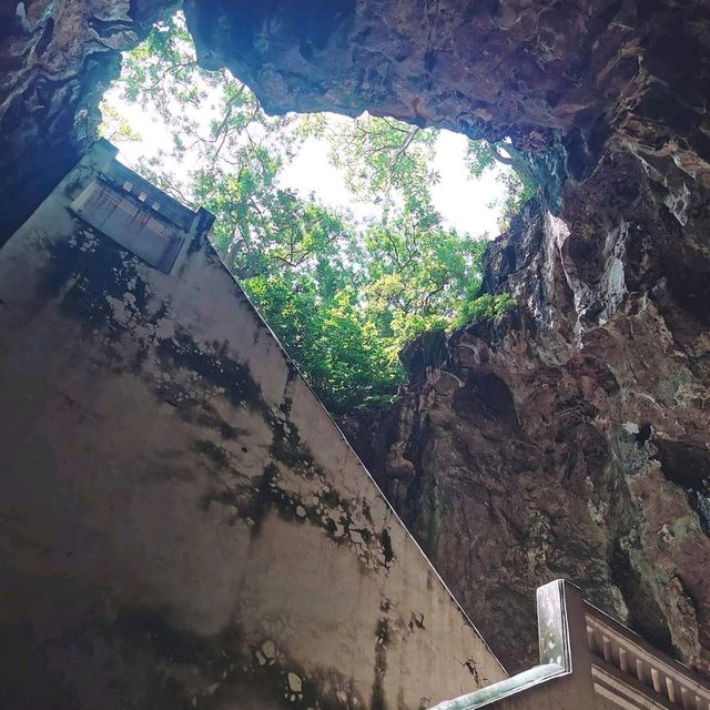 "ถ้ำเขาหลวง" Unseen เมืองเพชรบุรี