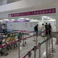 関西国際空港 第２ターミナル【ビリケンさん】が、気いつけてな。と、安全祈願。
