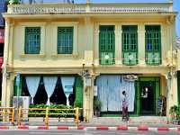 ร้านวันจันทร์ One Chun Cafe n' Restaurant 