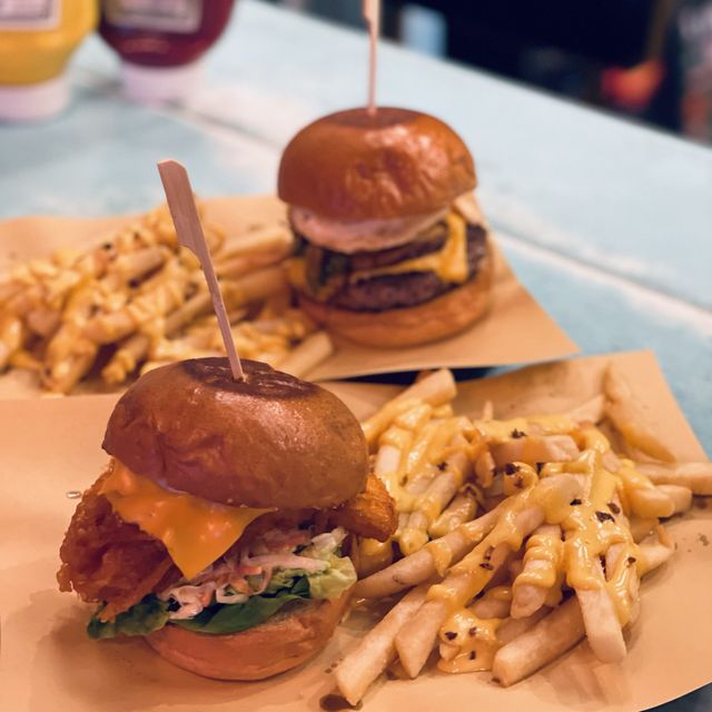 🍔🍔TWO EDIOTS 
