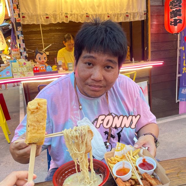 อิ่มอร่อยที่🍤🐠🐟🍣🐡ตลาดปลาบางแสน🐡🍣🐟