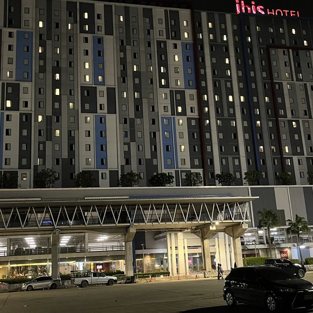 Ibis hotel