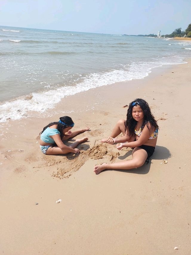 โรงแรมติดทะเล ชายหาดสุดฟิน ราคาประหยัด