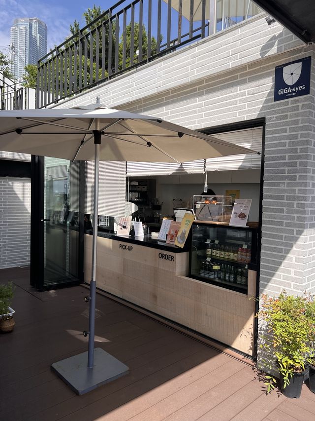 韓国/釜山【海雲台】スカイカプセルがすぐ目の前！ここでしか見れない景色を楽しめるカフェ♡