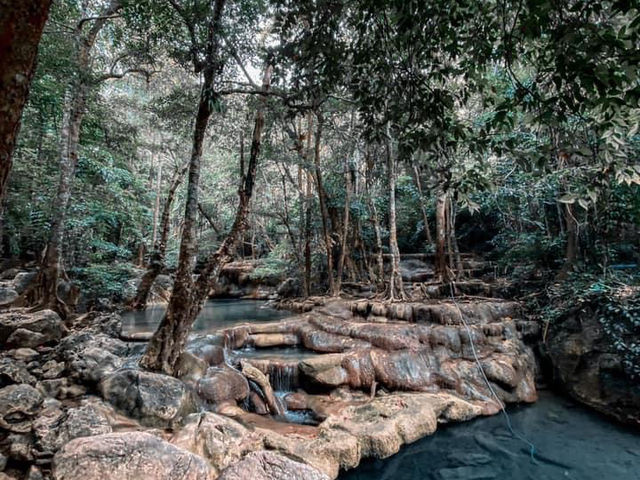 ⛰️พาเพื่อนเที่ยวน้ำตกเอราวัณ คนละ 500 บาท