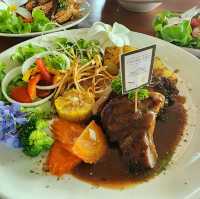 เดินชิล ณ เนรมิตคาเฟ่ @ชัยนาท