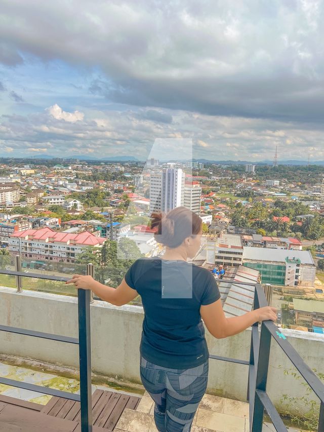 STRATEGIC PLACE FOR STAYCATION! 😍