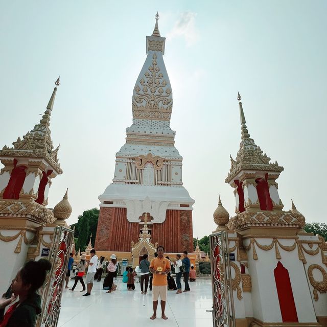 วัดพระธาตุพนมวรมหาวิหาร🛕