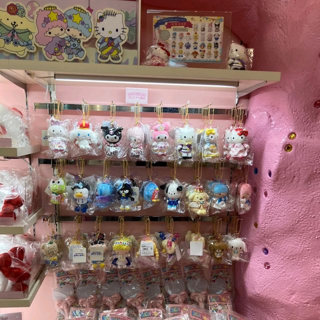 サンリオピューロランド　ショー参加アイテム購入場所