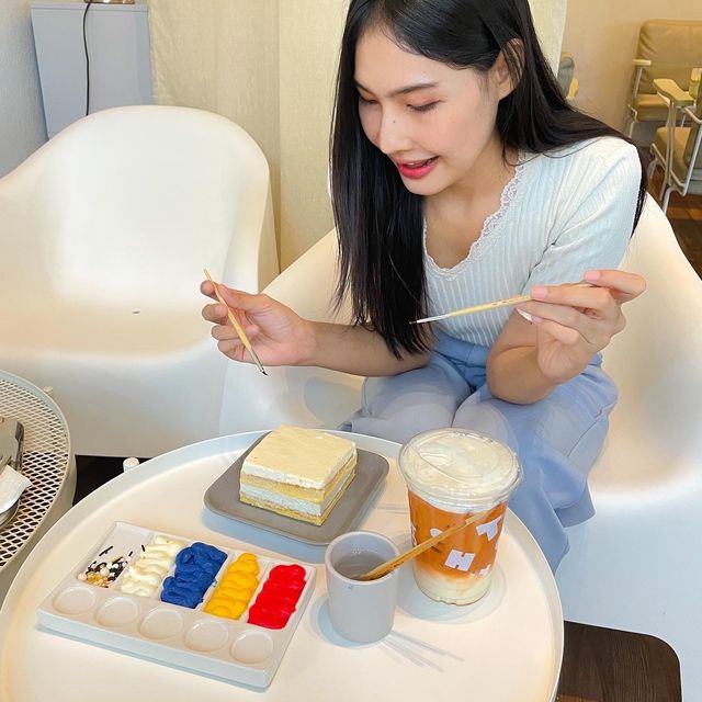 แต่งหน้าเค้กคาเฟ่ Hottobun ย่านม.เกษตร 