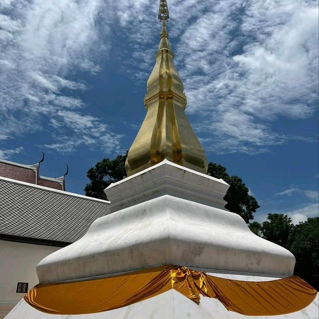 วัดพระธาตุ ขามแก่น ศักดิ์สิทธิ์ ร่มเย็น 