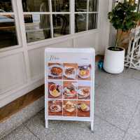 Cafe Praline คาเฟ่ฟีลดี @พระราม 3 ครัวซองต์ดีมาก