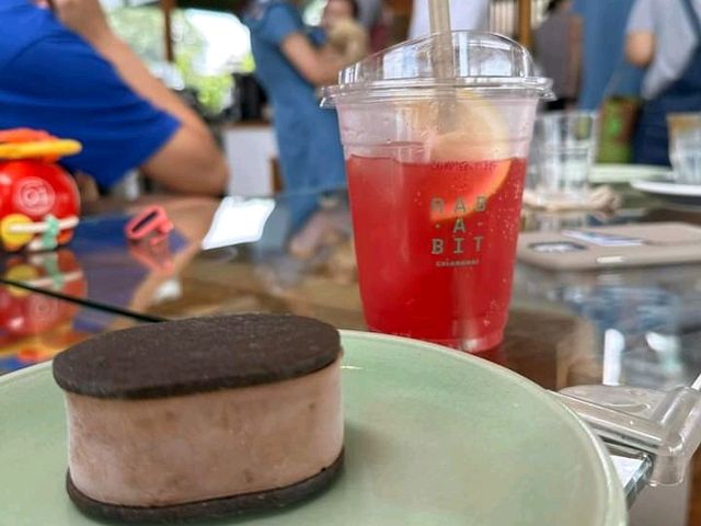 Rab.a.bit + Kintaam คาเฟ่เปิดใหม่ย่านแม่ริม