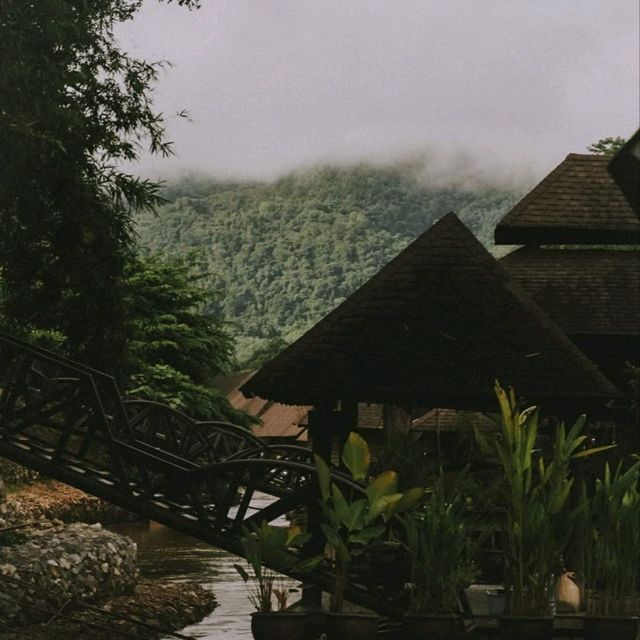 เก็บกระเป๋านอนแพแช่น้ำ
