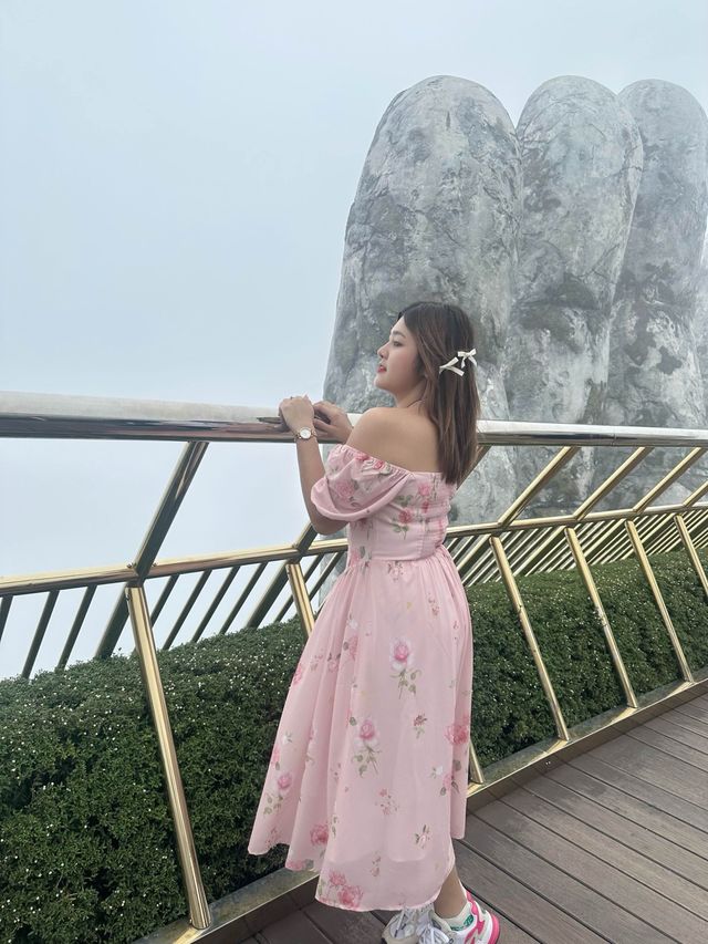 แจกมุมถ่ายรูป สะพานมือ 🇻🇳🪭
