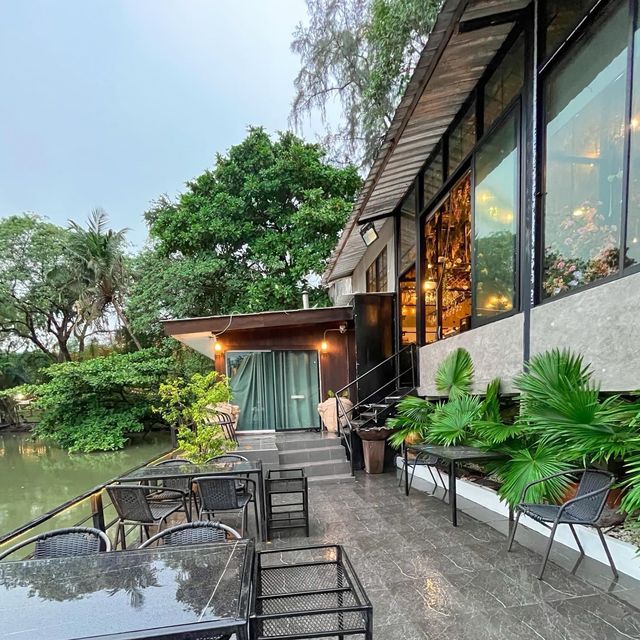 TALES ME MORE - Cafe' & Restaurant