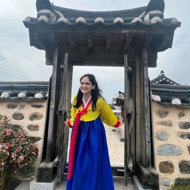 Wearing hanbok in buyeo! 