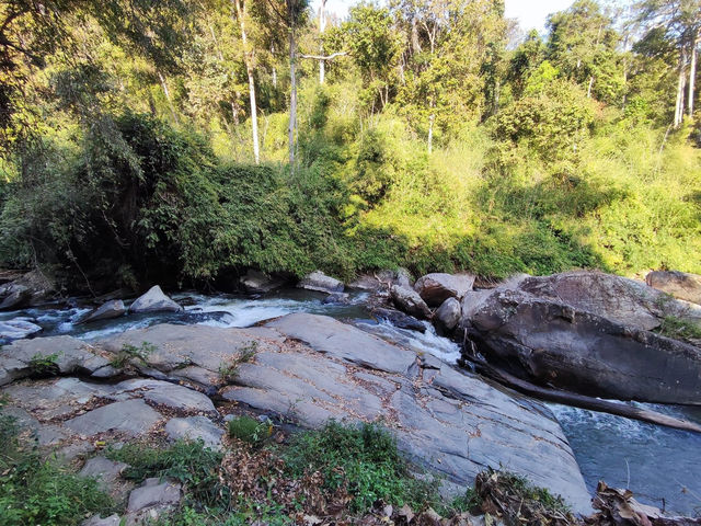 ชมน้ำตกสวยอันดับต้นๆในจังหวัดเชียงใหม่ ⛰️⛰️⛰️