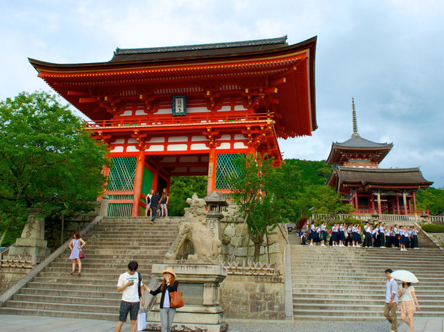 The iconic Kiyomizu-dera in Kyoto